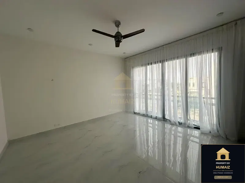 1,000 Sq. Yd. 10-Bedroom Luxury Villa (Private Pool, 6 Bath, Residence 2) on Zulfiqar Commercial For Sale in DHA Phase 8 Karachi — Photograph 5