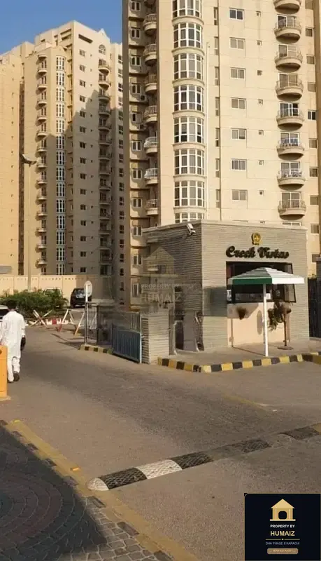 4-Bedroom Luxury Apartment (5 Bath, Suite 16) at Creek Vistas For Rent in DHA Phase 8 Karachi — Photograph 2