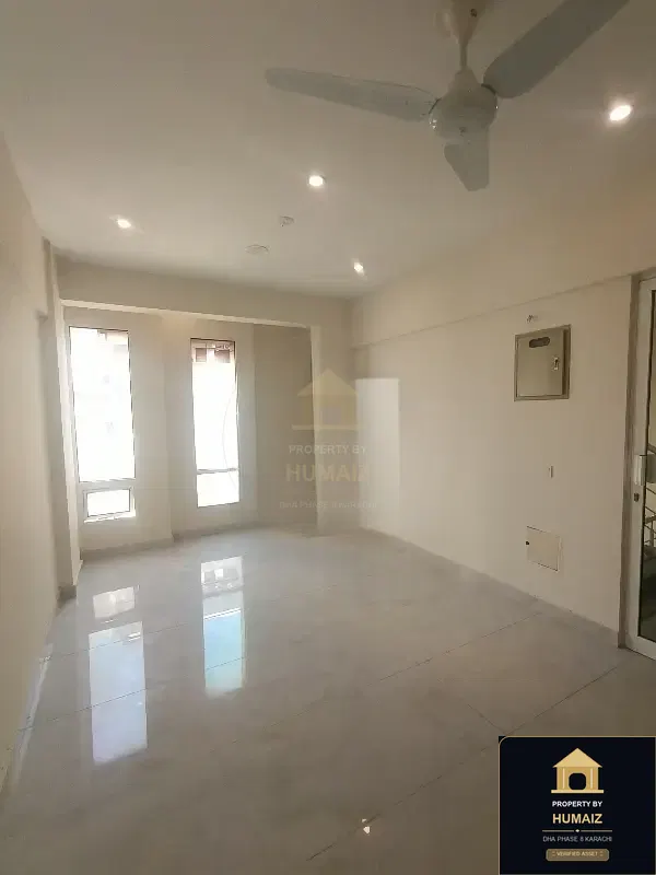 117 Sq. Yd. Corporate Office Space (Unit 1) on Al-Murtaza Commercial For Rent in DHA Phase 8 Karachi — Photograph 6