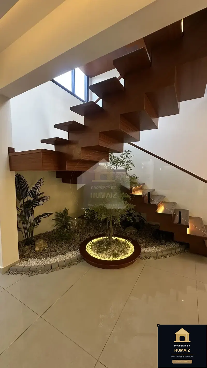 500 Sq. Yd. 5-Bedroom Luxury Villa (Private Pool, 6 Bath, Residence 71) in DHA Phase 8 For Sale in DHA Phase 8 Karachi — Photograph 7