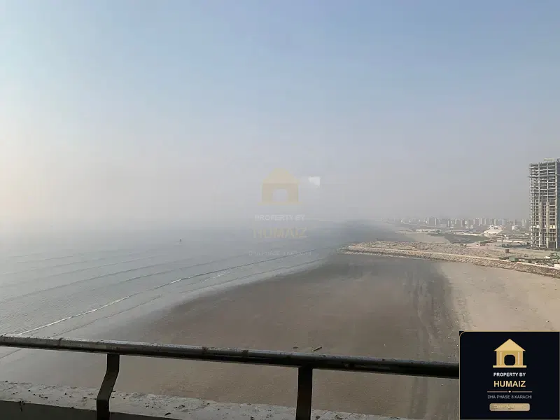 180 Sq. Yd. 2-Bedroom Luxury Villa at Pearl Towers For Sale in DHA Phase 8 Karachi — Photograph 2
