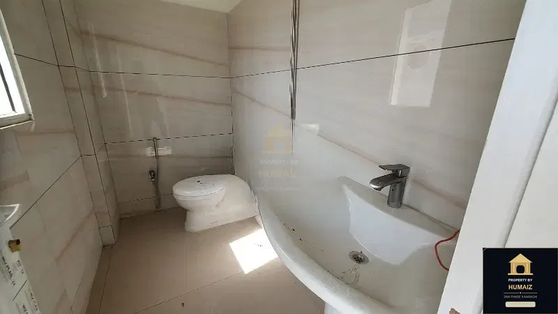 2-Bedroom Luxury Apartment (3 Bath, Suite 1) on Zulfiqar Commercial For Rent in DHA Phase 8 Karachi — Photograph 8