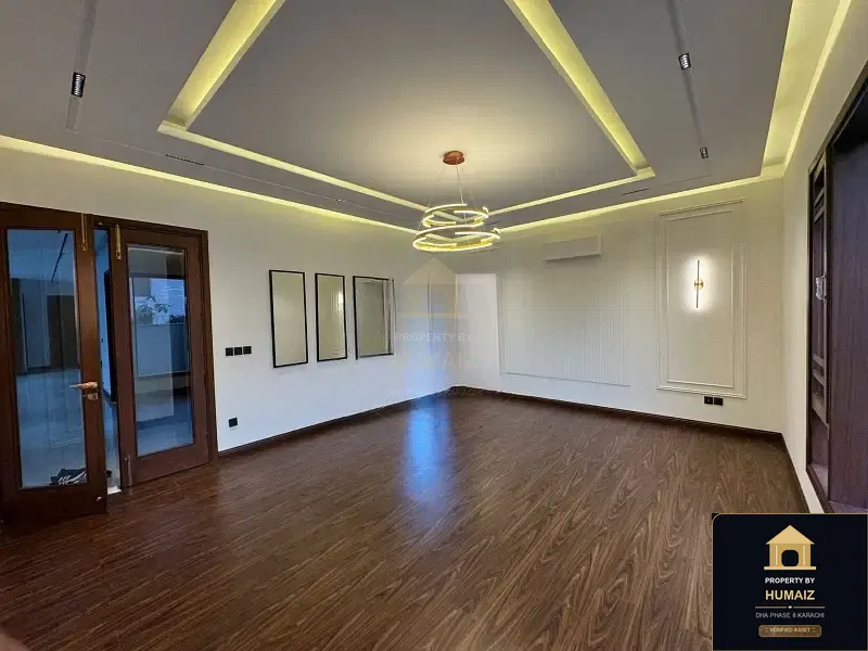 120 Sq. Yd. 4-Bedroom Luxury Villa (Basement, 5 Bath, Residence 1) in DHA Phase 8 For Sale in DHA Phase 8 Karachi — Photograph 3