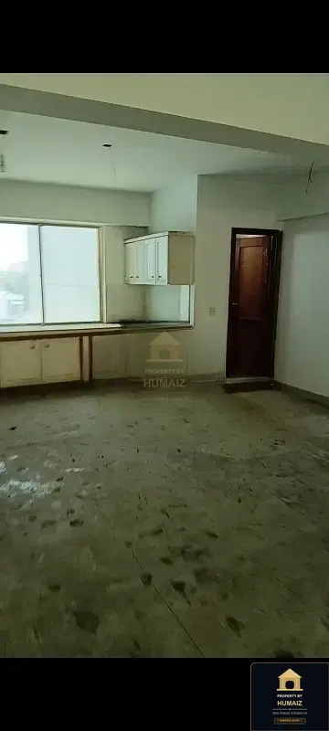 111 Sq. Yd. Corporate Office Space (Unit 1) on Al-Murtaza Commercial For Sale in DHA Phase 8 Karachi — Photograph 4