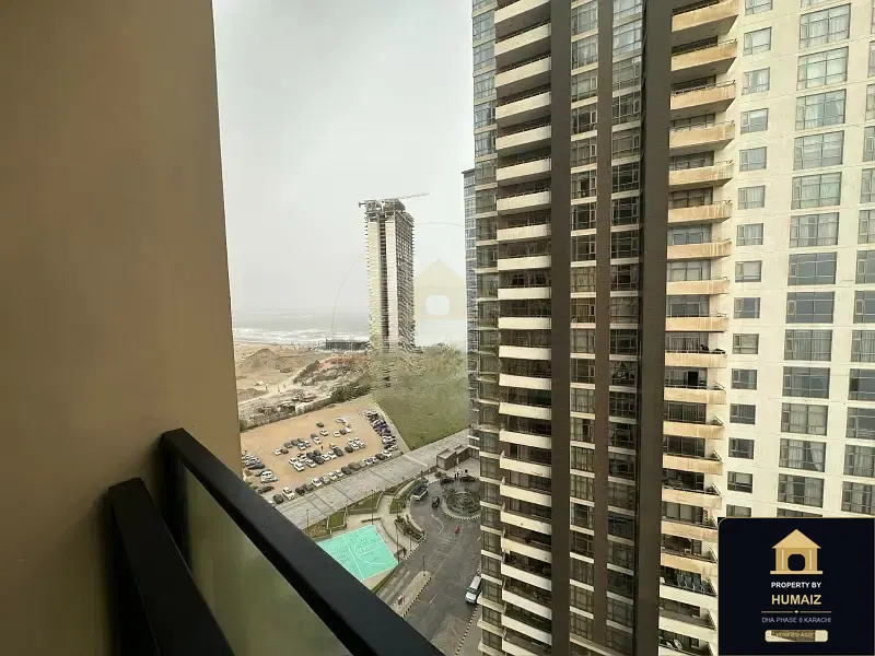 3-Bedroom Luxury Apartment (Sea Facing, 5 Bath, Suite 17) at Coral Towers For Sale in DHA Phase 8 Karachi — Photograph 4