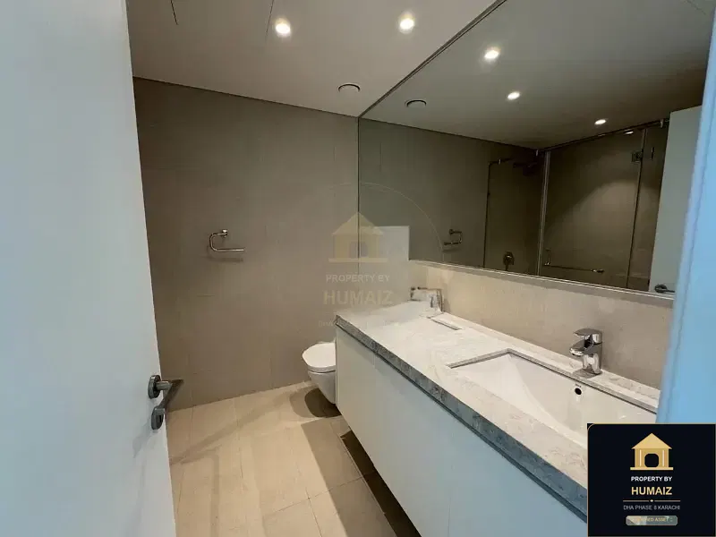 3-Bedroom Luxury Apartment (Private Pool, 3 Bath, Suite 56) at The Views For Sale in DHA Phase 8 Karachi — Photograph 4