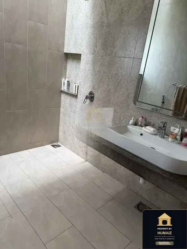 3-Bedroom Upper/Lower Portion (3 Bath, Unit 22) in DHA Phase 8 For Rent in DHA Phase 8 Karachi — Photograph 15