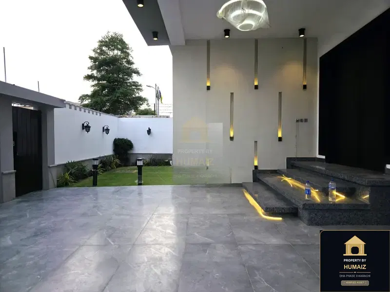 500 Sq. Yd. 6-Bedroom Luxury Villa (Basement, 7 Bath, Residence 49) in DHA Phase 8 For Sale in DHA Phase 8 Karachi — Photograph 3