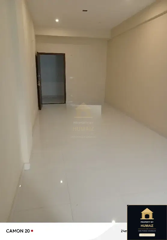 44 Sq. Yd. Corporate Office Space in DHA Phase 8 For Sale in DHA Phase 8 Karachi — Photograph 2