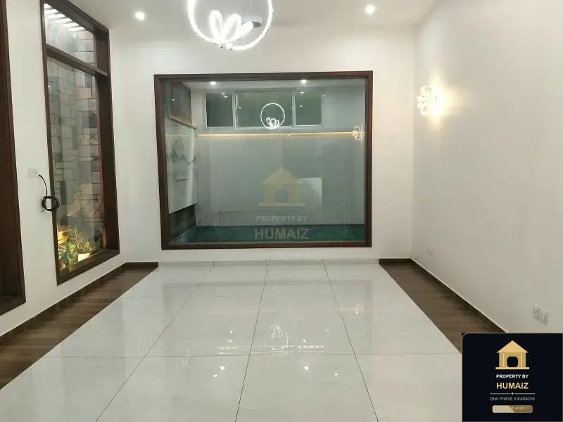 500 Sq. Yd. 7-Bedroom Luxury Villa (Basement, 6 Bath, Residence 12) in DHA Phase 8 For Sale in DHA Phase 8 Karachi — Photograph 2