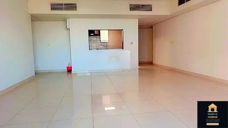 2-Bedroom Luxury Apartment (Sea Facing, 2 Bath, Suite 8) at Reef Towers For Rent in DHA Phase 8 Karachi — Photograph 3