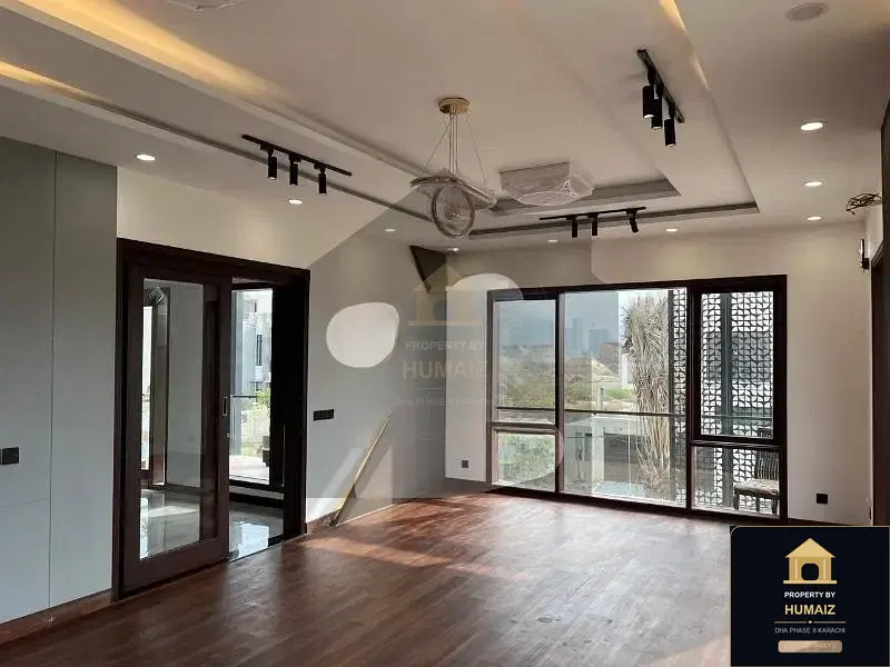 500 Sq. Yd. 6-Bedroom Luxury Villa (West Open, 7 Bath, Residence 10) in Khayaban-e-Shujaat For Sale in DHA Phase 8 Karachi — Photograph 2