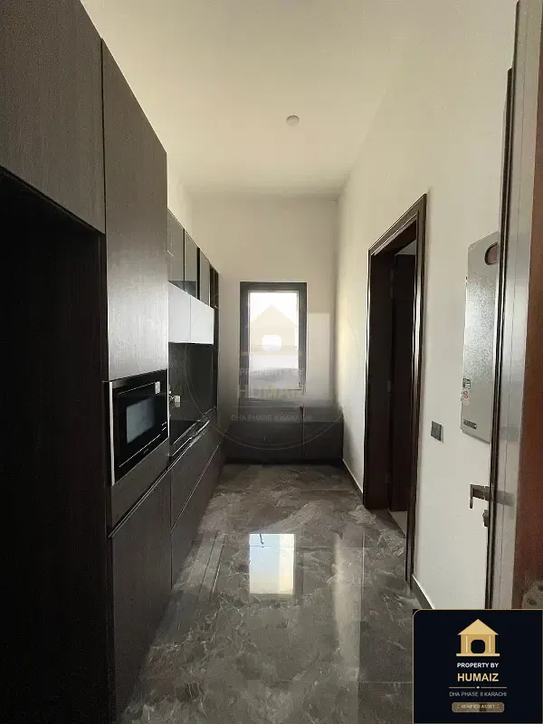 500 Sq. Yd. 6-Bedroom Luxury Villa (Private Pool, 6 Bath, Residence 25) in DHA Phase 8 For Sale in DHA Phase 8 Karachi — Photograph 12
