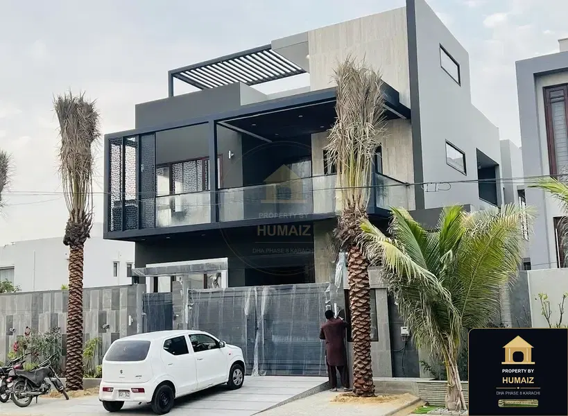 500 Sq. Yd. 6-Bedroom Luxury Villa (Private Pool, 6 Bath, Residence 5) in Khayaban-e-Shujaat For Sale in DHA Phase 8 Karachi — Photograph 2