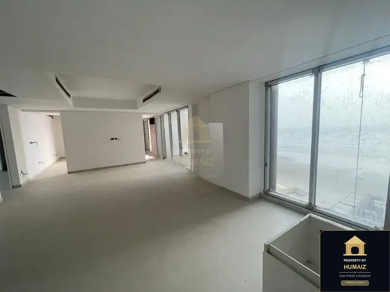 3-Bedroom Luxury Apartment (Boulevard Facing, 5 Bath, Suite 2) at Reef Towers For Sale in DHA Phase 8 Karachi — Photograph 18