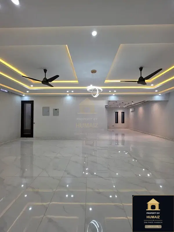 1,000 Sq. Yd. 10-Bedroom Luxury Villa (West Open, 6 Bath, Residence 1) on Zulfiqar Commercial For Sale in DHA Phase 8 Karachi — Photograph 10