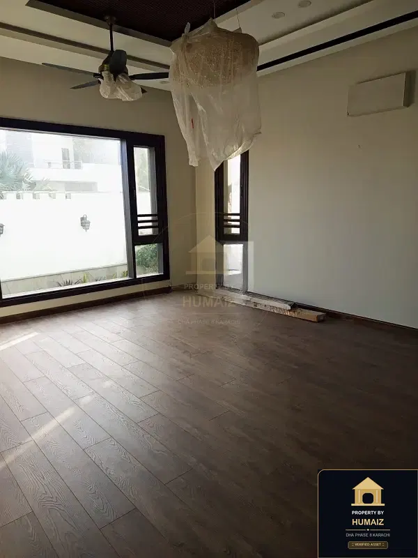500 Sq. Yd. Architectural Villa in Zone B For Sale in DHA Phase 8 Karachi — Photograph 2
