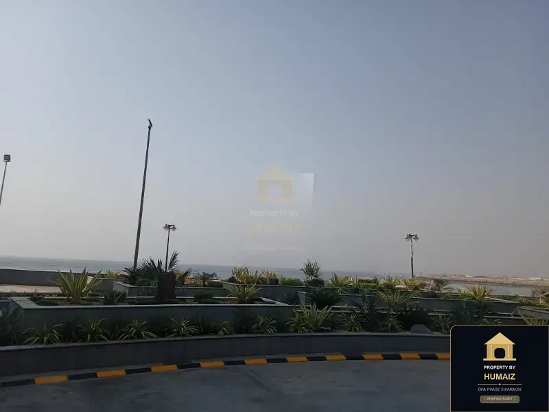 3-Bedroom Luxury Apartment (Sea Facing, 5 Bath, Suite 25) at Pearl Towers For Sale in DHA Phase 8 Karachi — Photograph 11