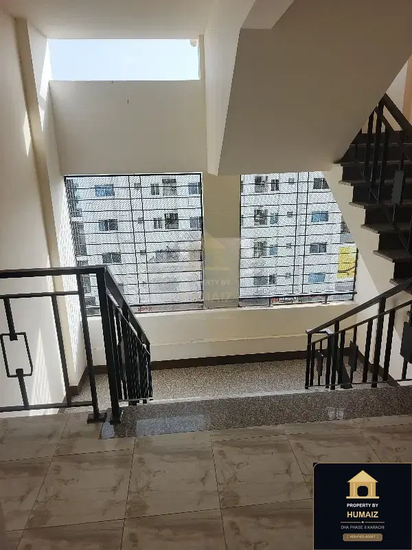 3-Bedroom Luxury Apartment (4 Bath, Suite 12) in DHA Phase 8 For Rent in DHA Phase 8 Karachi — Photograph 3