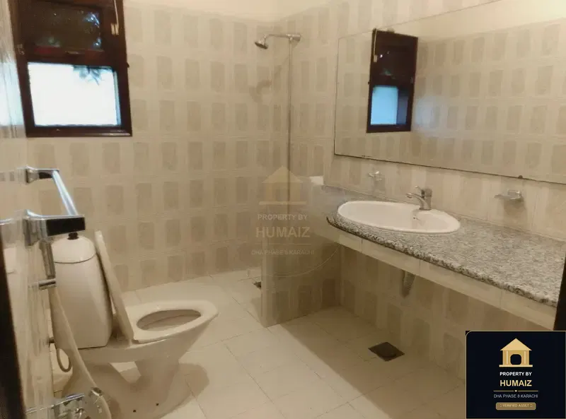 3-Bedroom Upper/Lower Portion (3 Bath, Unit 5) in DHA Phase 8 For Rent in DHA Phase 8 Karachi — Photograph 7