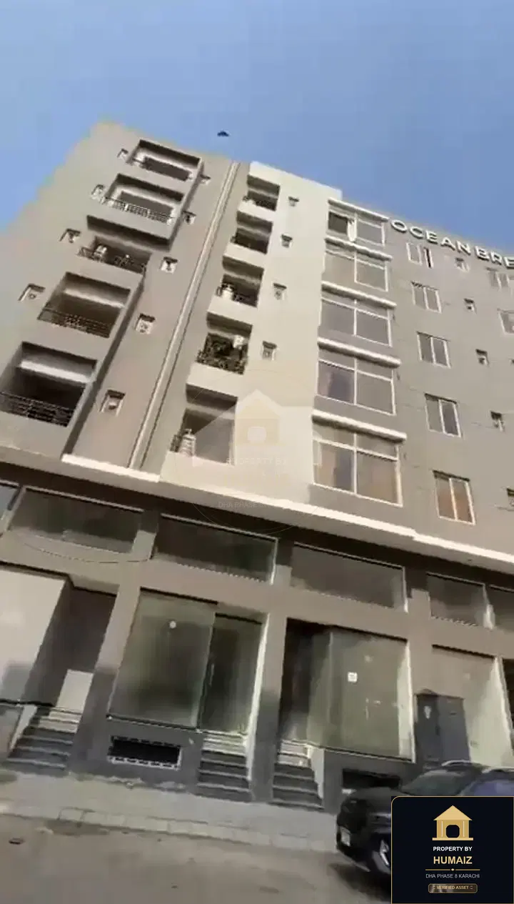 3-Bedroom Luxury Apartment (4 Bath, Suite 24) on Al-Murtaza Commercial For Rent in DHA Phase 8 Karachi — Photograph 6