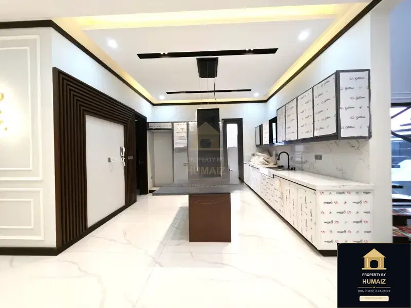 500 Sq. Yd. 6-Bedroom Luxury Villa (Basement, 7 Bath, Residence 49) in DHA Phase 8 For Sale in DHA Phase 8 Karachi — Photograph 9