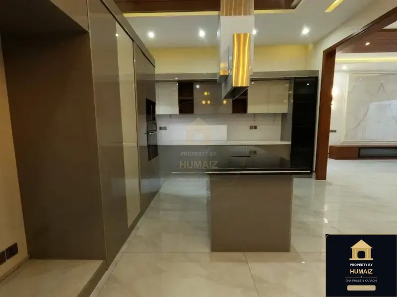 500 Sq. Yd. 4-Bedroom Luxury Villa (West Open, 4 Bath, Residence 7) in DHA Phase 8 For Sale in DHA Phase 8 Karachi — Photograph 17