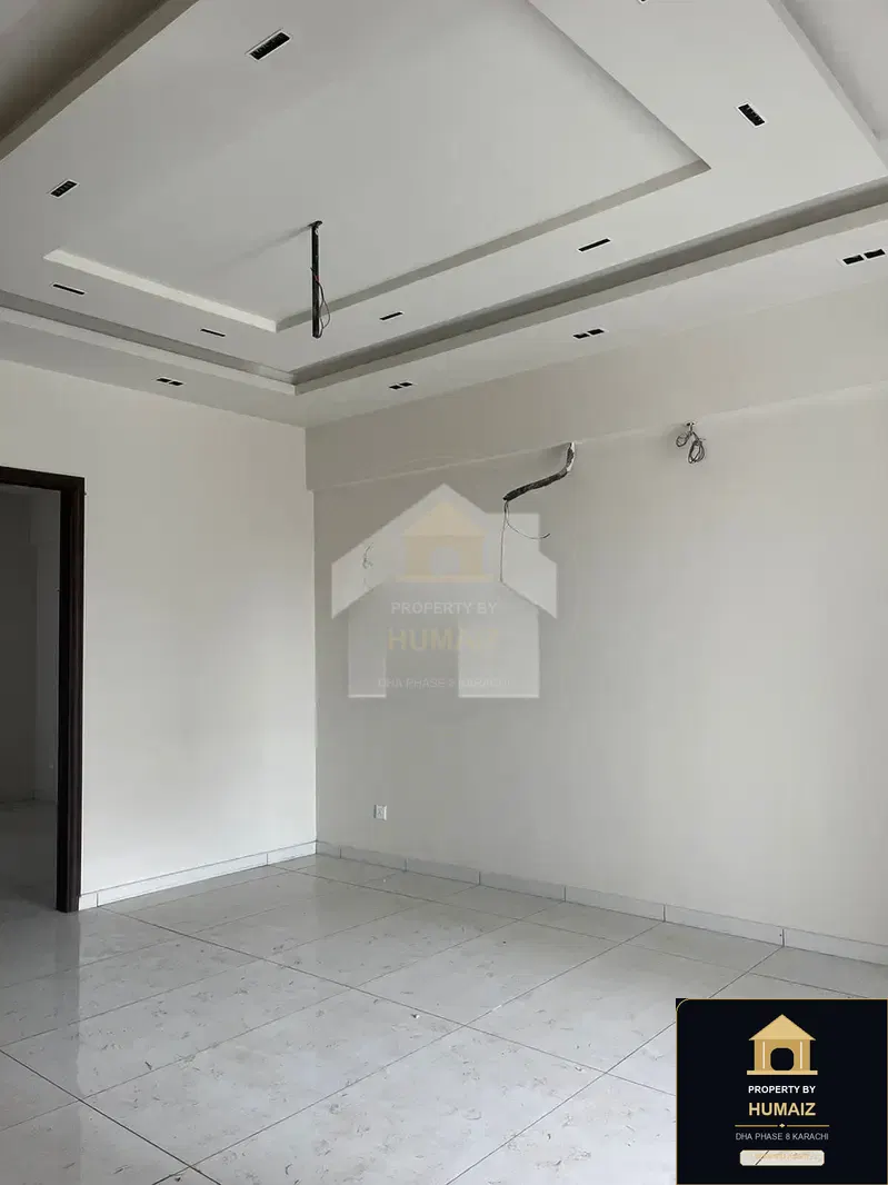 3-Bedroom Luxury Apartment (Boulevard Facing, 4 Bath, Suite 5) in DHA Phase 8 For Sale in DHA Phase 8 Karachi — Photograph 7