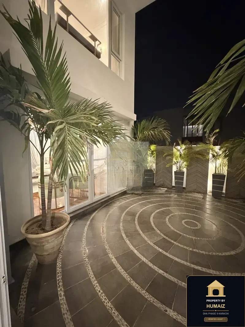 500 Sq. Yd. 6-Bedroom Luxury Villa (Basement, 6 Bath, Residence 162) in DHA Phase 8 For Sale in DHA Phase 8 Karachi — Photograph 2