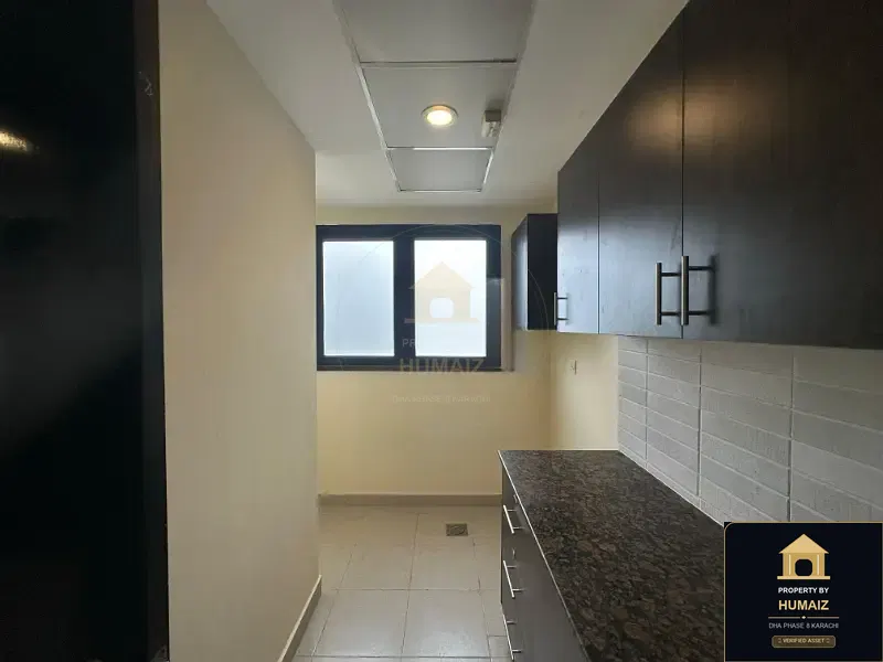 2-Bedroom Luxury Apartment (Sea Facing, 4 Bath, Suite 23) at Coral Towers For Sale in DHA Phase 8 Karachi — Photograph 9