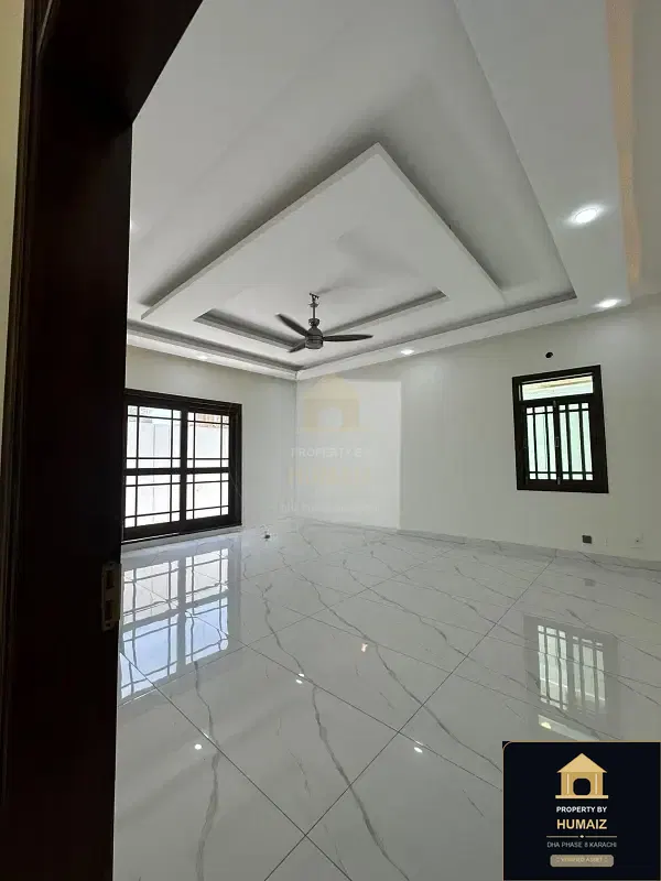 666 Sq. Yd. 5-Bedroom Luxury Villa (Basement, 6 Bath, Residence 5) in DHA Phase 8 For Sale in DHA Phase 8 Karachi — Photograph 27