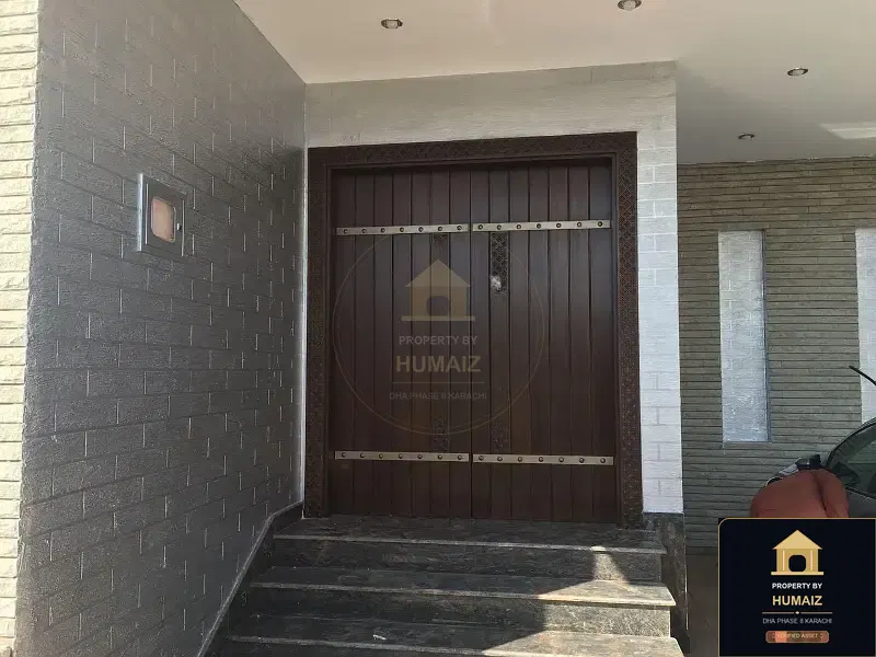 500 Sq. Yd. 6-Bedroom Luxury Villa (Basement, 6 Bath, Residence 2) in DHA Phase 8 For Rent in DHA Phase 8 Karachi — Photograph 2