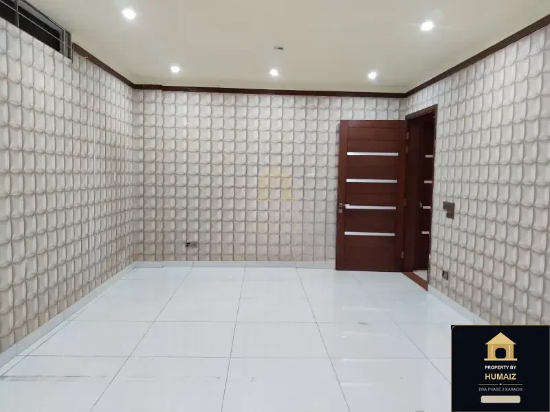 500 Sq. Yd. 6-Bedroom Luxury Villa (Private Pool, 7 Bath, Residence 19) in DHA Phase 8 For Rent in DHA Phase 8 Karachi — Photograph 14