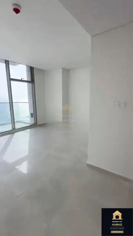 3-Bedroom Luxury Apartment (Sea Facing, 4 Bath, Suite 62) at The Views For Sale in DHA Phase 8 Karachi — Photograph 2