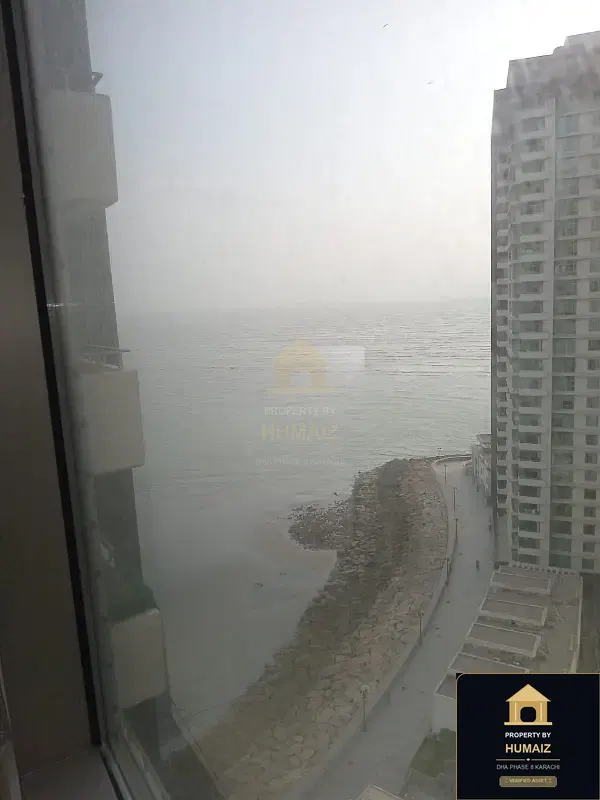 4-Bedroom Luxury Apartment (Sea Facing, 4 Bath, Suite 5) at Reef Towers For Rent in DHA Phase 8 Karachi — Photograph 16