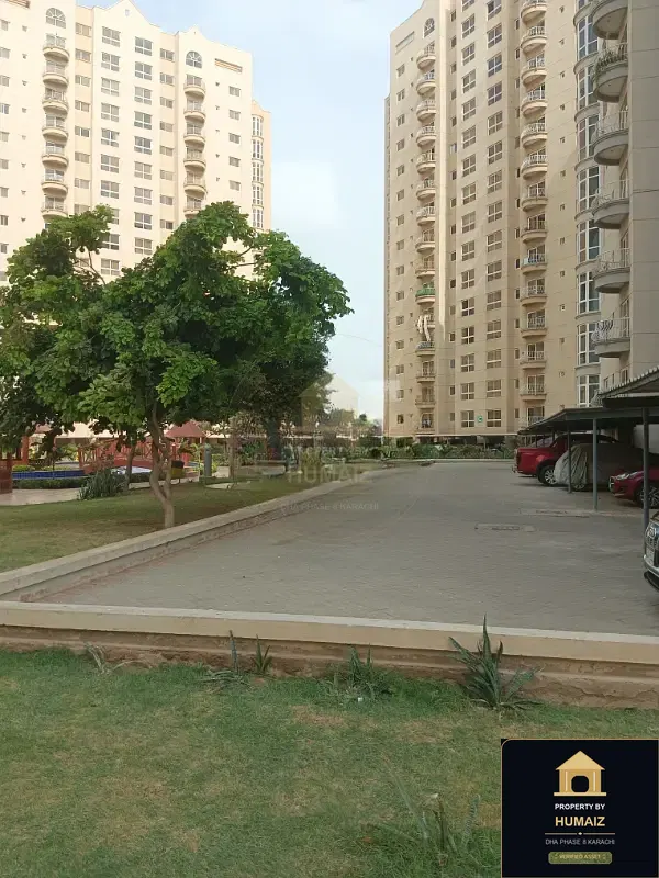 4-Bedroom Luxury Apartment (West Open, 5 Bath, Suite 12) at Creek Vistas For Rent in DHA Phase 8 Karachi — Photograph 8