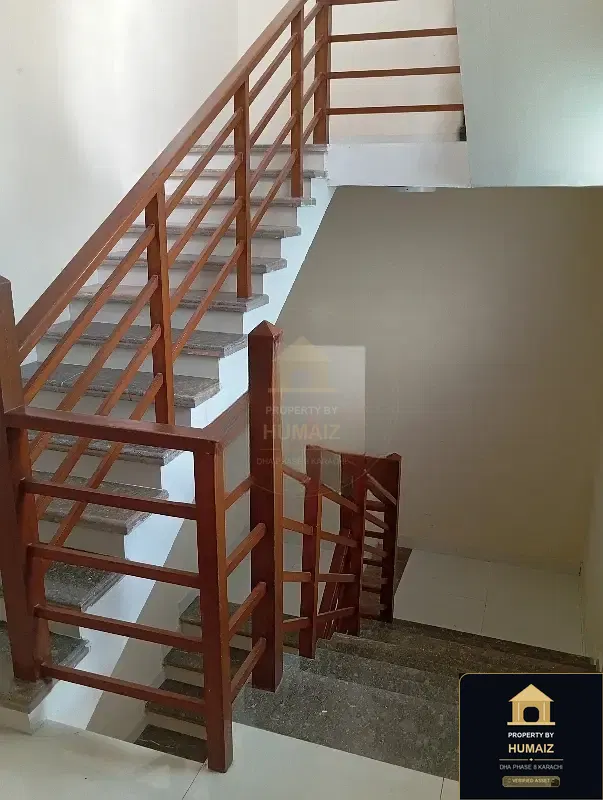 3-Bedroom Upper/Lower Portion (3 Bath, Unit 49) in DHA Phase 8 For Rent in DHA Phase 8 Karachi — Photograph 5