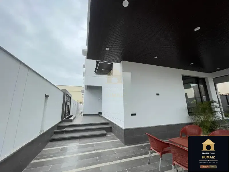 666 Sq. Yd. 6-Bedroom Luxury Villa in Khayaban-e-Bahria For Sale in DHA Phase 8 Karachi — Photograph 26