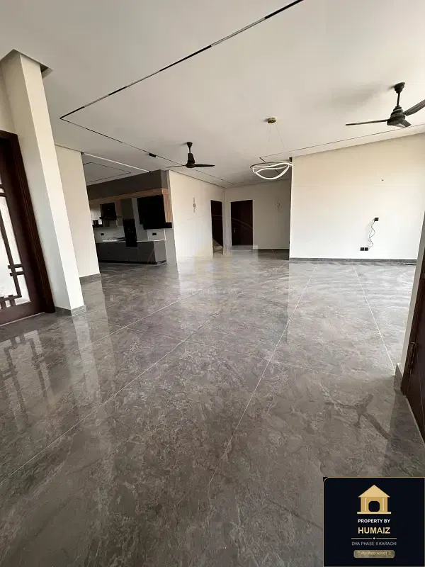 500 Sq. Yd. 5-Bedroom Luxury Villa (Sea Facing, 6 Bath, Residence 45) in DHA Phase 8 For Sale in DHA Phase 8 Karachi — Photograph 2