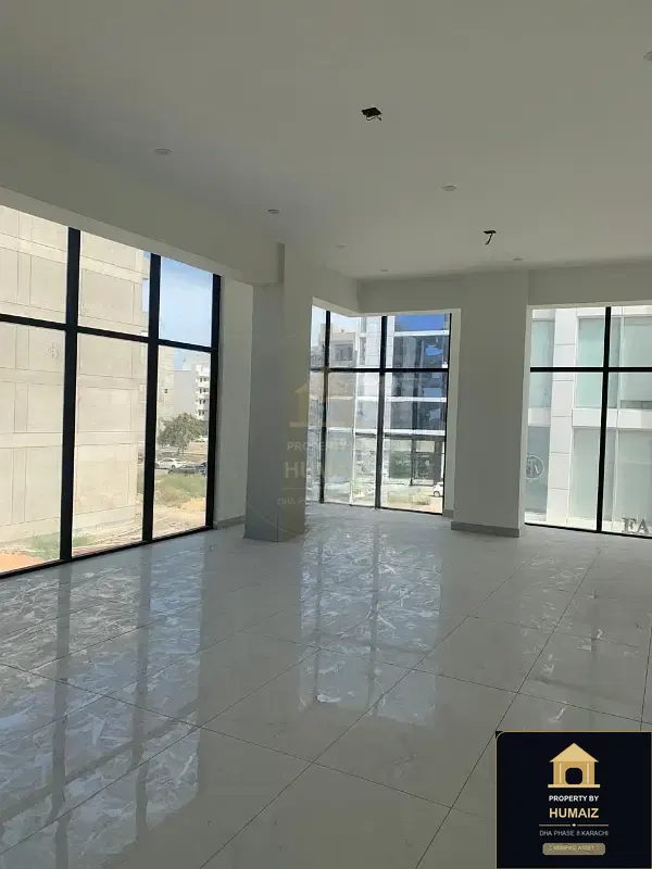 81 Sq. Yd. Corporate Office Space on Al-Murtaza Commercial For Rent in DHA Phase 8 Karachi — Photograph 3