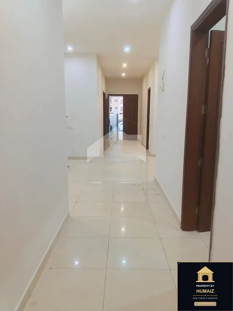 3-Bedroom Upper/Lower Portion (4 Bath, Unit 66) in DHA Phase 8 For Rent in DHA Phase 8 Karachi — Photograph 5