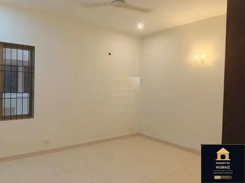 3-Bedroom Upper/Lower Portion (3 Bath, Unit 82) in DHA Phase 8 For Rent in DHA Phase 8 Karachi — Photograph 4