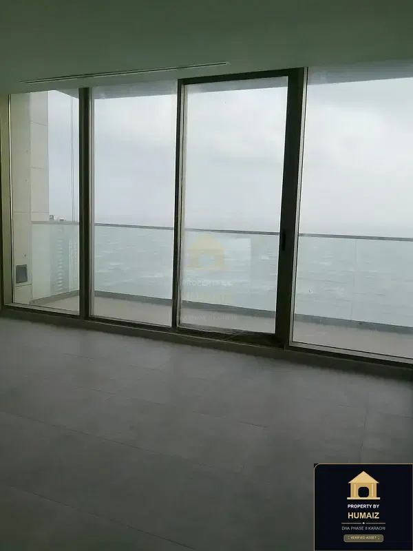 2-Bedroom Luxury Apartment (Boulevard Facing, 3 Bath, Suite 61) at The Views For Sale in DHA Phase 8 Karachi — Photograph 14