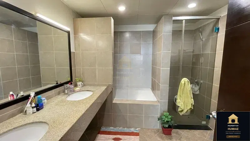 2-Bedroom Luxury Apartment (Sea Facing, 4 Bath, Suite 4) at Pearl Towers For Sale in DHA Phase 8 Karachi — Photograph 19