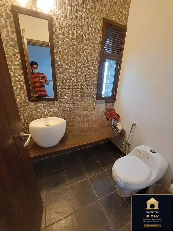 3-Bedroom Upper/Lower Portion (4 Bath, Unit 4) in DHA Phase 8 For Rent in DHA Phase 8 Karachi — Photograph 8