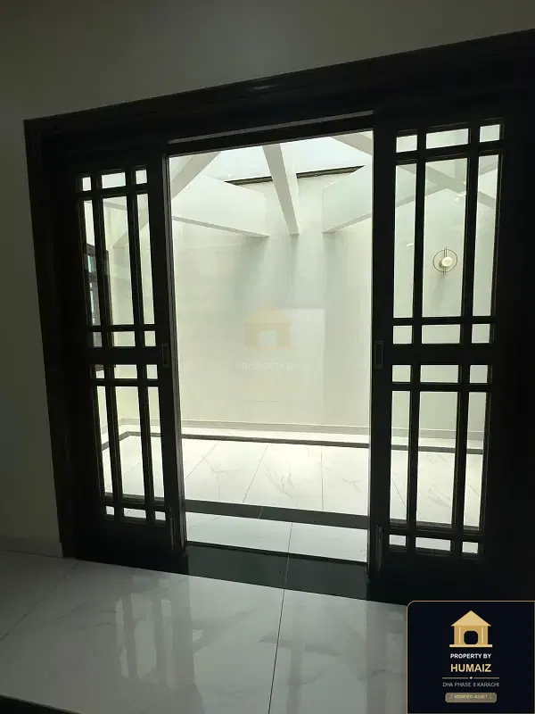 666 Sq. Yd. 5-Bedroom Luxury Villa (Basement, 6 Bath, Residence 5) in DHA Phase 8 For Sale in DHA Phase 8 Karachi — Photograph 38