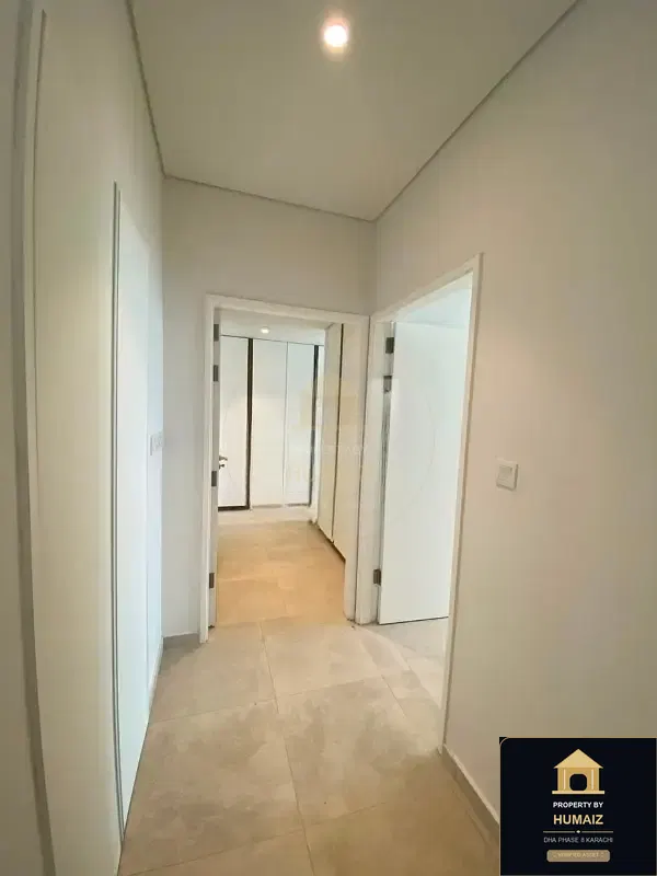 2-Bedroom Luxury Apartment (Sea Facing, 3 Bath, Suite 25) at The Views For Rent in DHA Phase 8 Karachi — Photograph 10