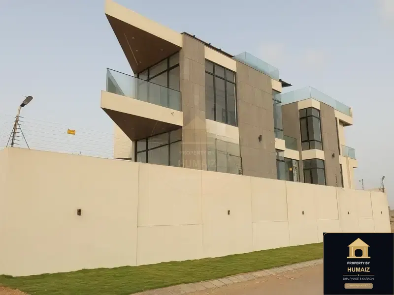 300 Sq. Yd. 6-Bedroom Luxury Villa (Sea Facing, Residence 1) in DHA Phase 8 For Sale in DHA Phase 8 Karachi — Photograph 31