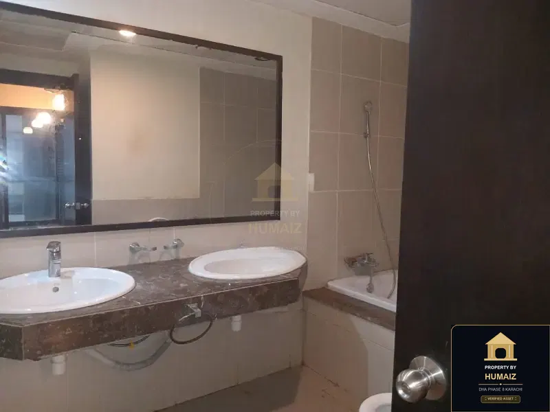 2-Bedroom Luxury Apartment (Sea Facing, 2 Bath, Suite 8) at Coral Towers For Sale in DHA Phase 8 Karachi — Photograph 28