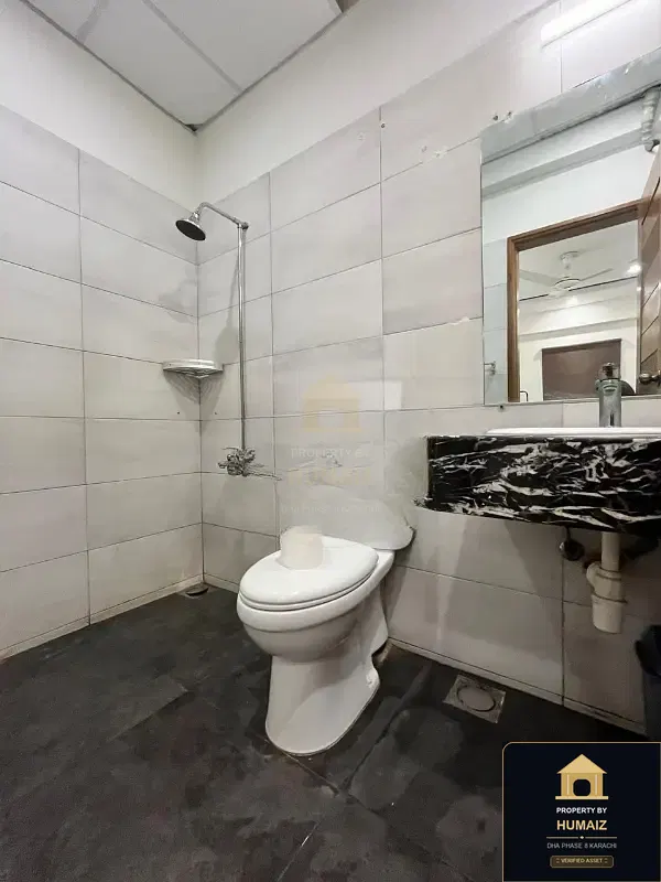 500 Sq. Yd. 6-Bedroom Luxury Villa (6 Bath, Residence 1) in Khayaban-e-Iqbal For Sale in DHA Phase 8 Karachi — Photograph 5